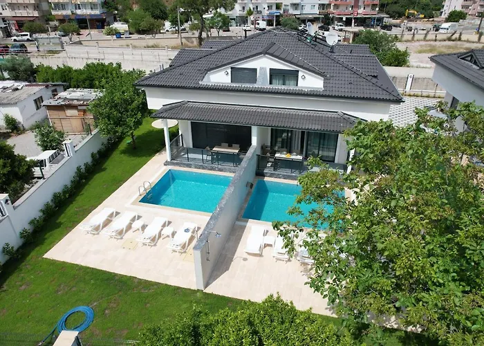 Haci Bey Vıllalari Kemer