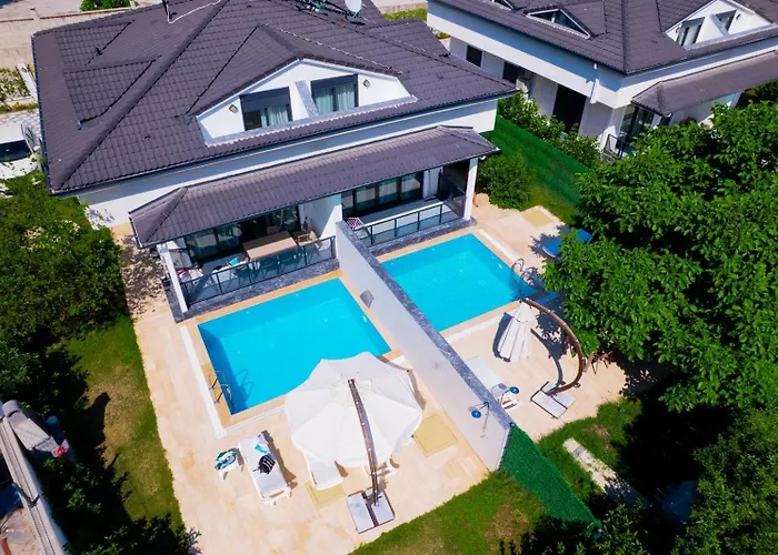 Haci Bey Vıllalari Kemer